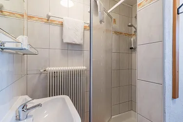 haus_tirol_familienzimmer_zimmer_13_2.jpg