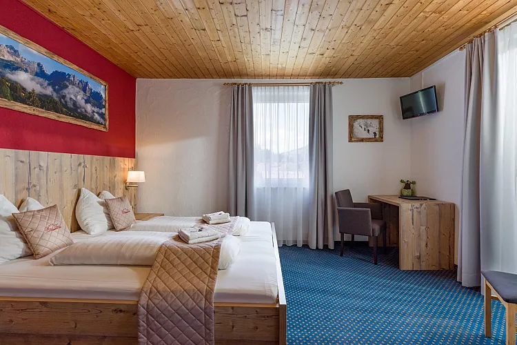 haus_tirol_comfort_doppeltzimmer_zimmer_5_2.jpg